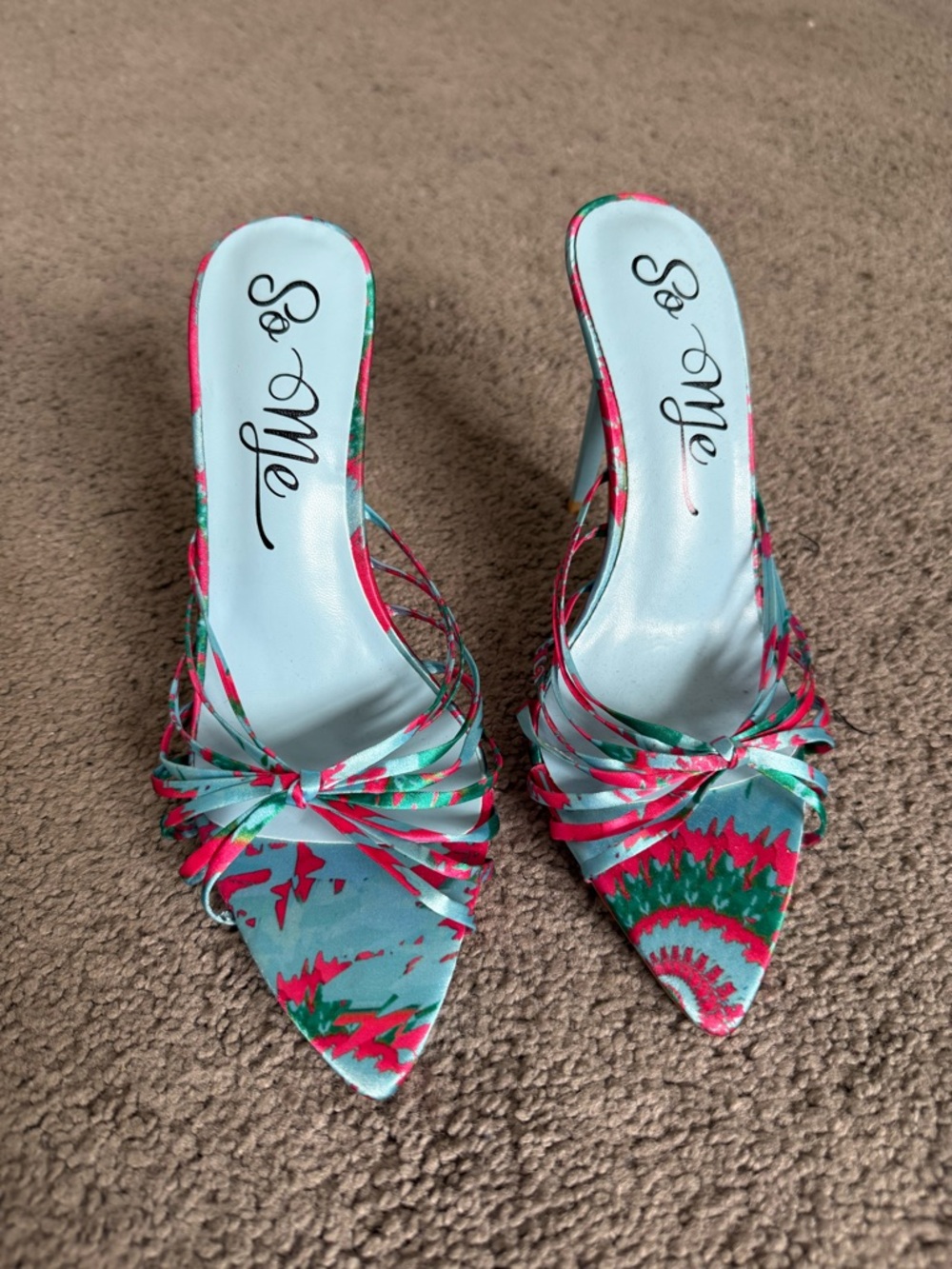 So Me Teal and Pink Knot-Front Strappy Pointed Heels